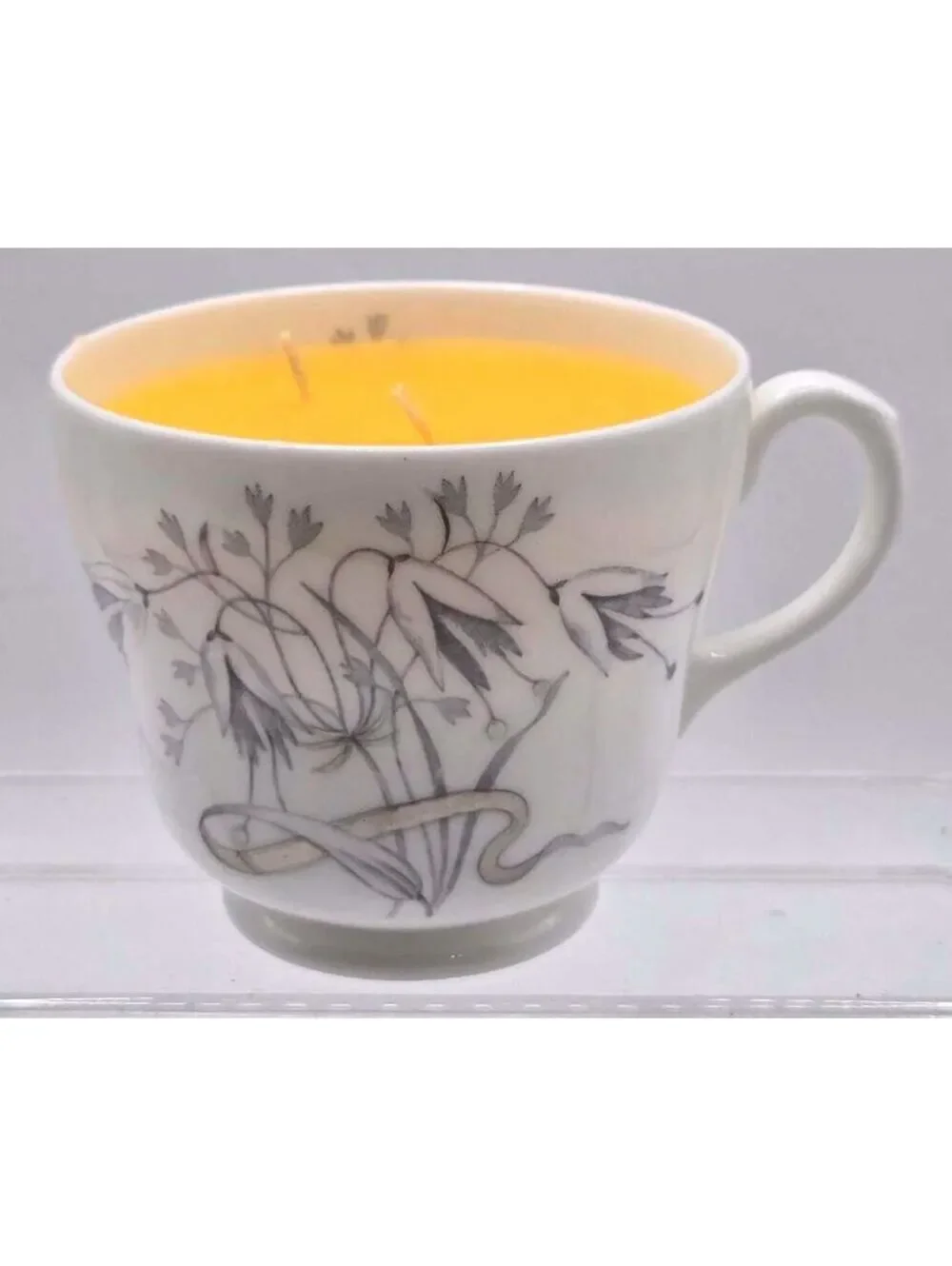 VTG Wedgwood Wild Oats W4166 Bone China Hand-Poured Candle in Tea Cup Set